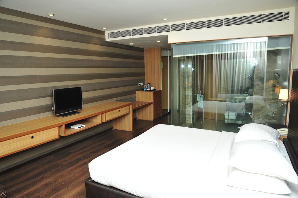 Hotel The Grand Bhagwati Ahmedabad Exterior foto